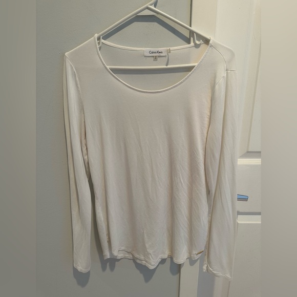 Calvin Klein Long Sleeve White Tee, size M - Picture 5 of 5
